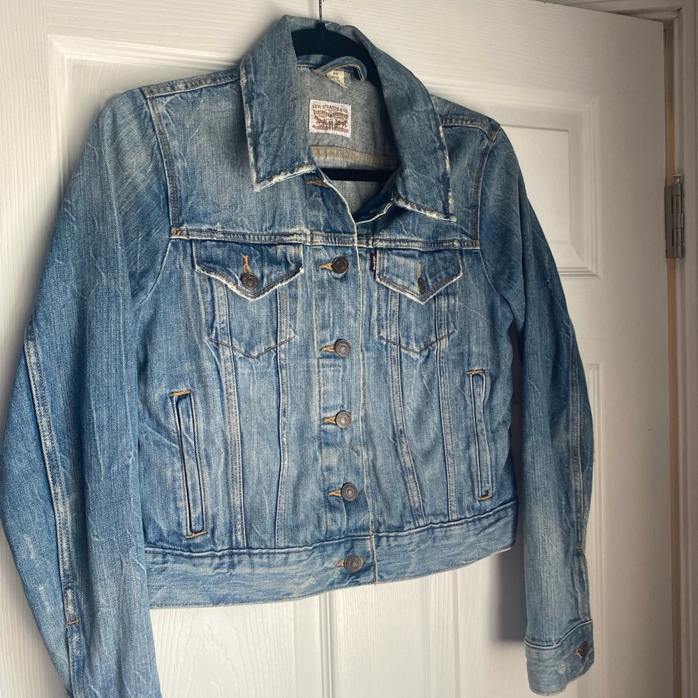 Levi’s denim cropped jacket
